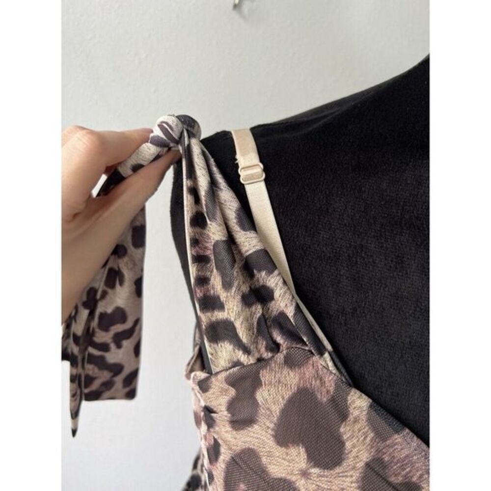 Guess Women's Medium Tecla Bow Jaguar Cat Print Ruffled‎ Padded Bust Dress - Picture 6 of 15